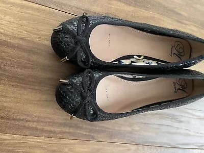 Ladies Mantaray Ballerina Shoes Black Size 4 • £7.99