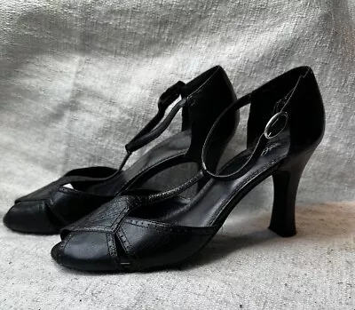 Mossimo Womens Blk Leather Peeptoe T-Strap High Heel Shoe Sz 7.5 Used • $21