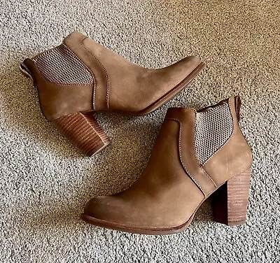 Ugg Shoes Women’s Size 9 Ankle Boot Cobie II Nubuck Leather Heel Chelsea Bootie • $39.99