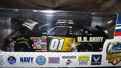 Winners Circle -1.24-NASCAR-American Heroes-U S ARMY-Mark Martin-#01 - 2007 • $5