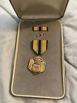 Medal Of Merit United States Of America Military Vintage War USA Soldier + Box • $49.95