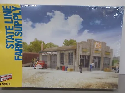 Walthers # 933-3808 ~ State Line Farm Supply Building Kit ~ N Scale • $33