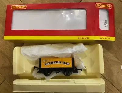 Hornby OO Gauge R60017 Open Wagon - Father's Day 2021 • £10