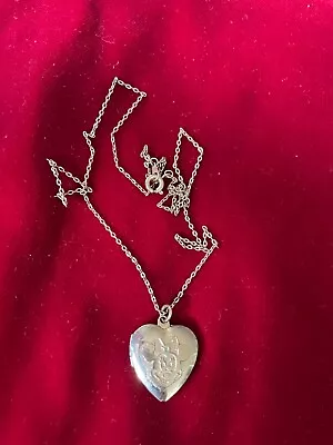 Vtg Disney Minnie Mouse .80  Heart Locket Necklace 18  Open Chain • $17.99