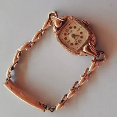 RELIDE LADIES WATCH.. VINTAGE 9ct ROLLED GOLD 15 JEWEL SWISS MOVEMENT • $180