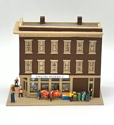 Woodland Scenics DPM N Scale Custom Painted  3-Story Building  Fresh Market  • $48