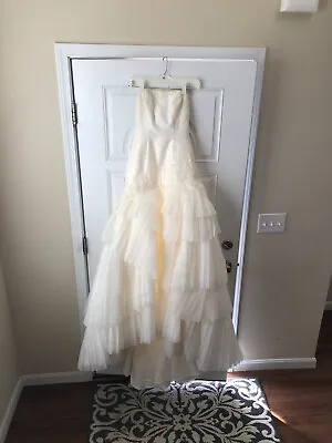 $1600 White By Vera Wang Wedding Dress Size 0 • $550