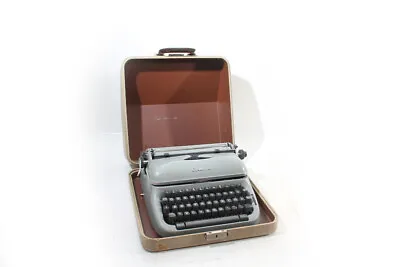 £89.22 • Buy Old Typewriter Optima Elite 3 Typewriter Old Vintage IN Case