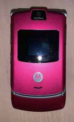 NO POWER - Vintage Pink Motorola RAZR Razor V3  T-Mobile Flip Phone READ DESC!!! • $15.99