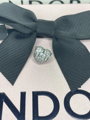 £13.50 • Buy Genuine Pandora Silver Moments Pave Sparkling Heart Charm
