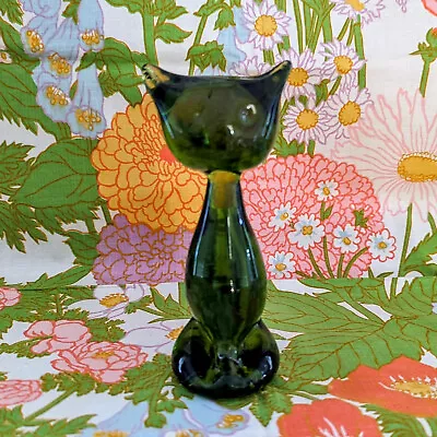 Midcentury MCM Avocado Green Art Glass Cat Figurine (Viking? Rainbow?) • $78.95