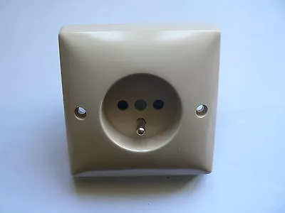 £5.99 • Buy European  Type E French Schuko Socket Prise Electrique  Beige Caravan Boat Home 