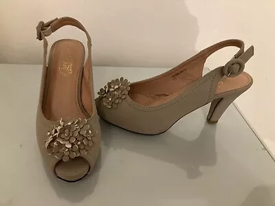 Natures Own Taupe Beige Flower Trim Slingback Shoes - Size 5 - BNIB • £20