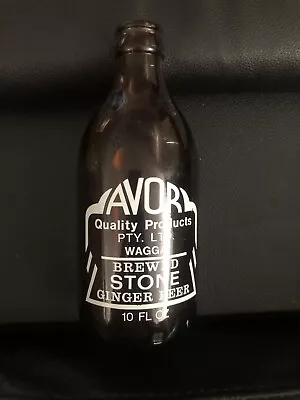 Original Vintage Amber Avor Brewed Wagga White Pyro Ginger Beer Bottle • $25