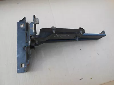 XC Ford Falcon Bonnet Striker Support Bracket And Bonnet Catch • $65