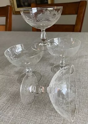 Set Of 4 Vintage Floral Etched Champagne Coupe Cocktail Glasses • $55