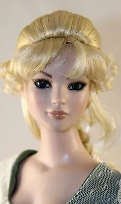 Blonde Single Braid Wig With Bangs Size 7-8 American Model Tonner - Amber • $17.99