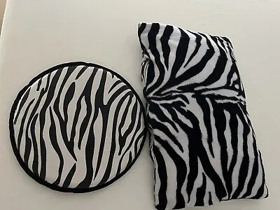 2 X ZEBRA PRINT CUSHIONS-ROUND(d-29cm)& RECTANGLE(46x28cm)-NEXT DAY POST-LONDON • £3.99