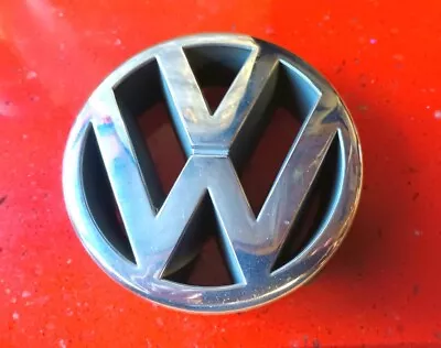 97-03 VW Eurovan  Vanagon Passat Cabrio Grille Emblem Oem 3B0853601-A • $18.74