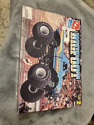 1993 AMT ERTL Bigfoot Monster Truck Ford Racing 1:25 Model Kit 8149 • $69.99
