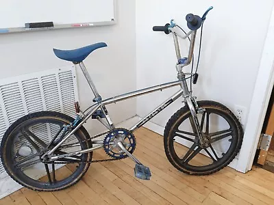 Vintage Schwinn Predator 1984? P2000 BMX • $300