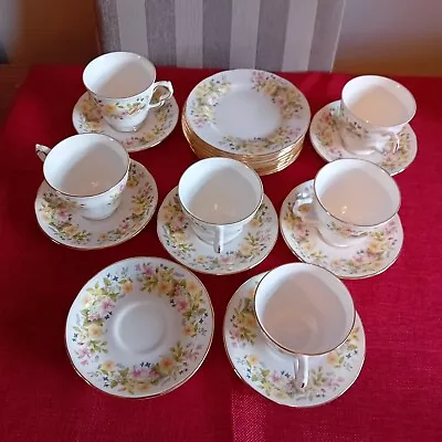 Colclough  6 X  Bone China Tea Cups & Saucers &  9  Plates  Hedgerow  Pattern • £22