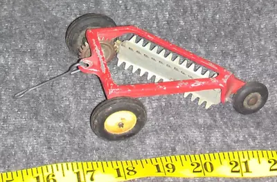 VINTAGE 1950's Toy OLIVER Side Delivery Hay Rake Farm Tractor Implement • $19.95