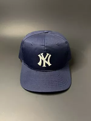 New York Yankees Vintage 90’s Genuine Merchandise Snapback Cap Hat • $34.97