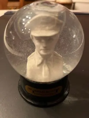 Vintage 1940's GEN DOUGLAS MacARTHUR Snow Globe • $48