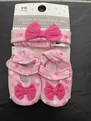 BNWT Baby Girls Pink Slipper And Headband Set. Age 3-6 Months • £5.50