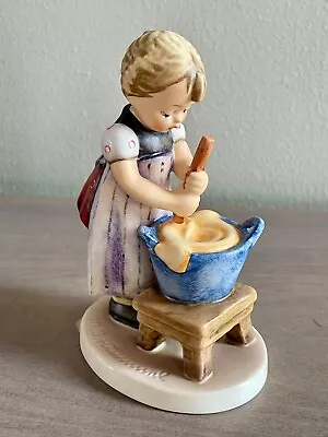 Goebel M.I. Hummel  Baking Day  Figurine #330 TMK 6 • $28.50
