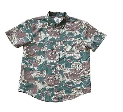 Savage Tacticians Mens Large Green Camo Performance Button Up Shirt Helicopter • $19.95