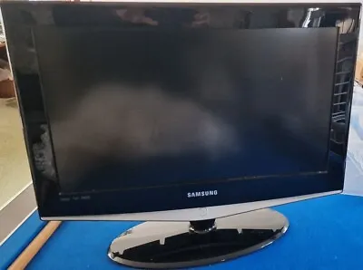 Samsung 26 Inch HD LCD TV LE26R87BD • £50