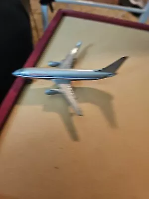 American Airlines Airplane Vintage Diecast 4  Toy Boeing 737-800 (Matchbox 2007) • $5.25