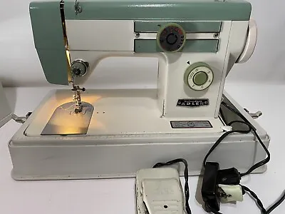 $249.99 • Buy Vintage Belvedere Adler / Pfaff Model 215 Sewing Machine With Case Working!