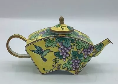 Miniature Enamel Painted Teapot Hummingbird And Grapes Yellow Kelvin Chen? • $18