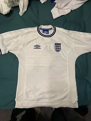 England Euro 2000 Shirt With Beckham 7 • £45