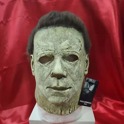 HALLOWEEN 2018 - MICHAEL MYERS MASK - Trick Or Treat Studios • $59.99