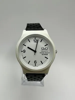 QQ By Citizen 35mm White Plastic Vintage Men’s Watch Quartz Retro • $43.70