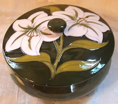 Moorcroft Pottery  Bermuda Lily  Patterned LARGE Dresser Jar • $105