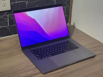 $3099 • Buy Fully Loaded M1 Max Apple MacBook Pro 16'' (4TB, 64GB RAM) Laptop - Space Grey