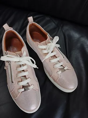 Moda In Pelle Nude Rose Gold Leather Side Zip Trainer Size 8 • £25