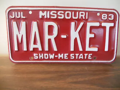 1983 Missouri Vintage Vanity Maroon License Plate    Mar-ket • $16.50