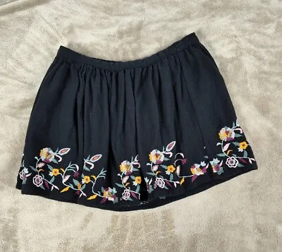 Zara Girls Soft Collection 7/8 Skirt Black Floral Embroidered • $6
