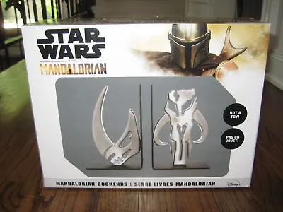Star Wars  The Mandalorian Bookend Set Metal And Engineered Wood  GameStop • $34.99