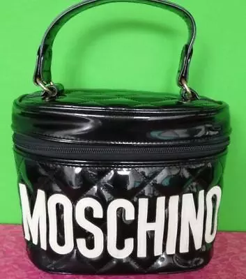 Moschino Enamel Heart Vanity Bag Black • $194.27