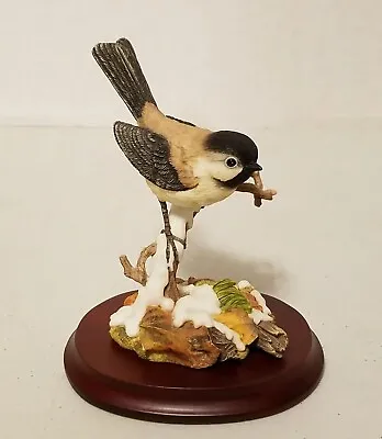 Maruri Porcelain Premier Bird Black-Capped Chickadee PB-9901 W/Wood Stand 1999  • $43.26