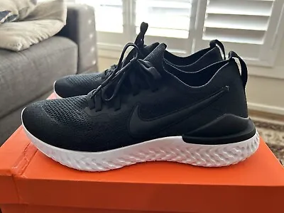 Nike Epic React Flyknit 2 Black Mens US 9.5 Athletic Running Shoes Sneakers • $160