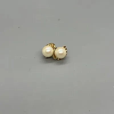 Givenchy Vintage Single Clip Earring Gold & Pearl • $14.99