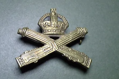 Cap Badge.  Machine Gun Corps • £9